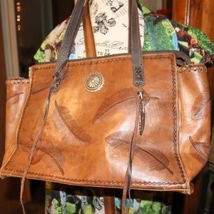 Small Tote with Feathers